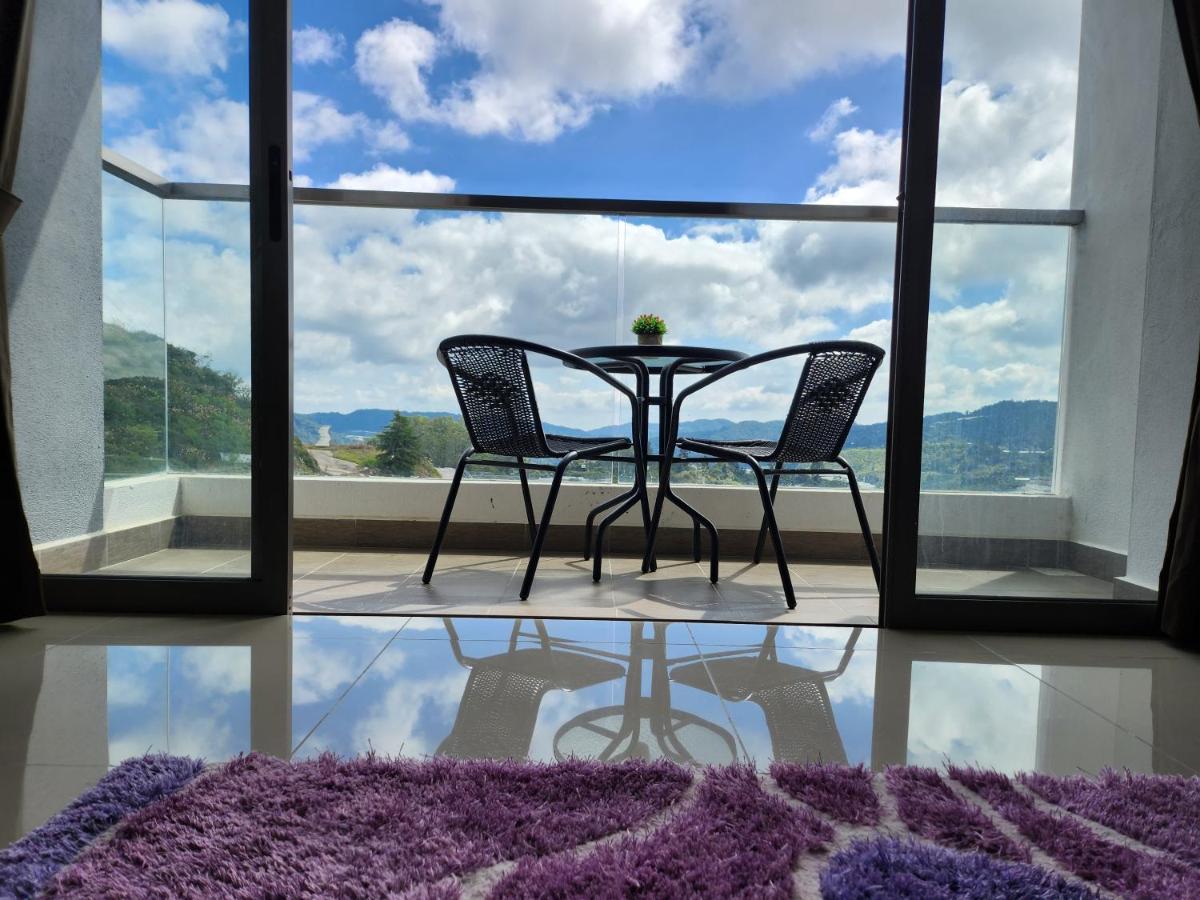 Relax Bear Homestay Тана Рата Екстериор снимка